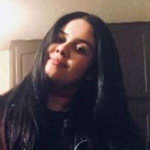 Meet your Posher, Lynn